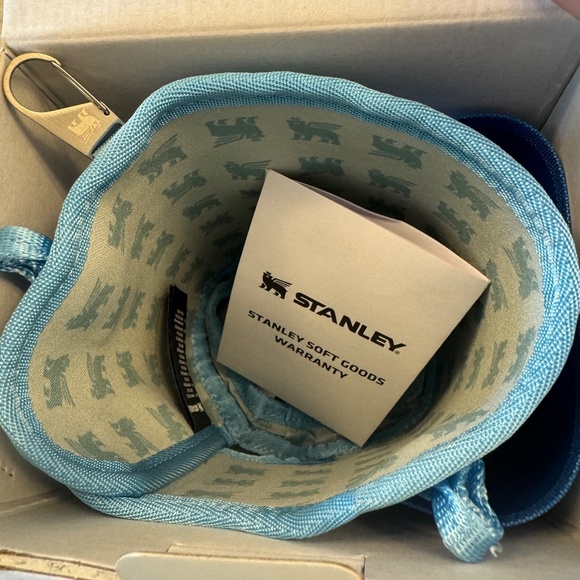 NWT Stanley All Day 40 oz Quencher Carry-All accessory designed to hold Tumbler - Picture 5 of 10